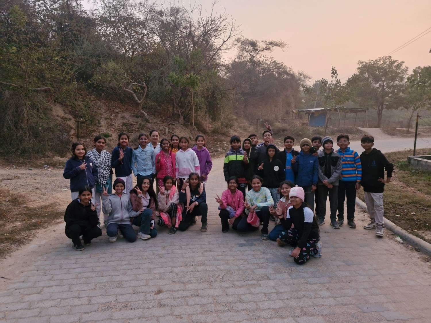 Large group assembly on trek